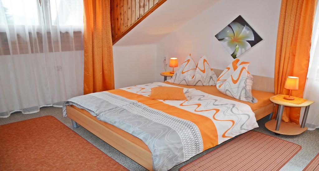 Gasthof-Pension Karawankenblick Pörtschach am Wörthersee Zewnętrze zdjęcie